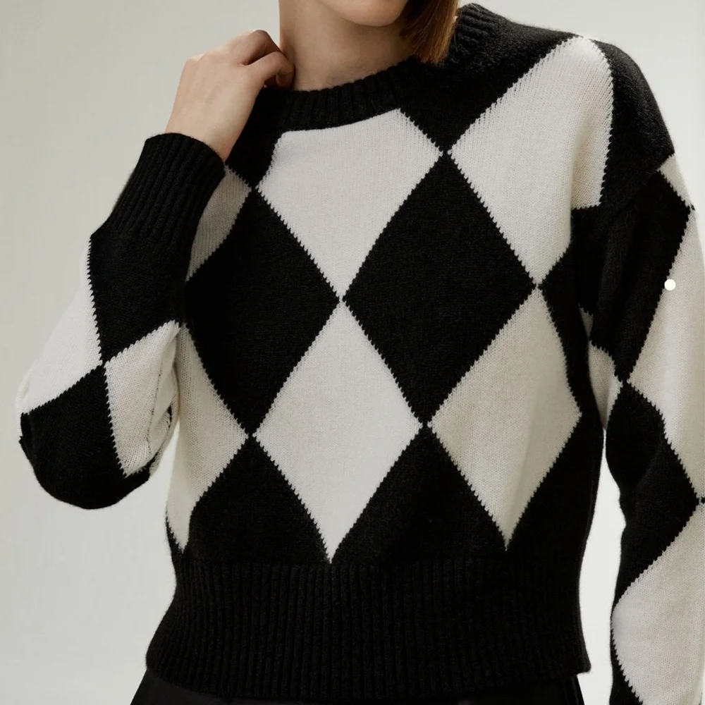 BRAND NEW in Gift Box With Tags Womens LilySilk Round Neck Argyle Sweater Large - Picture 5 of 12